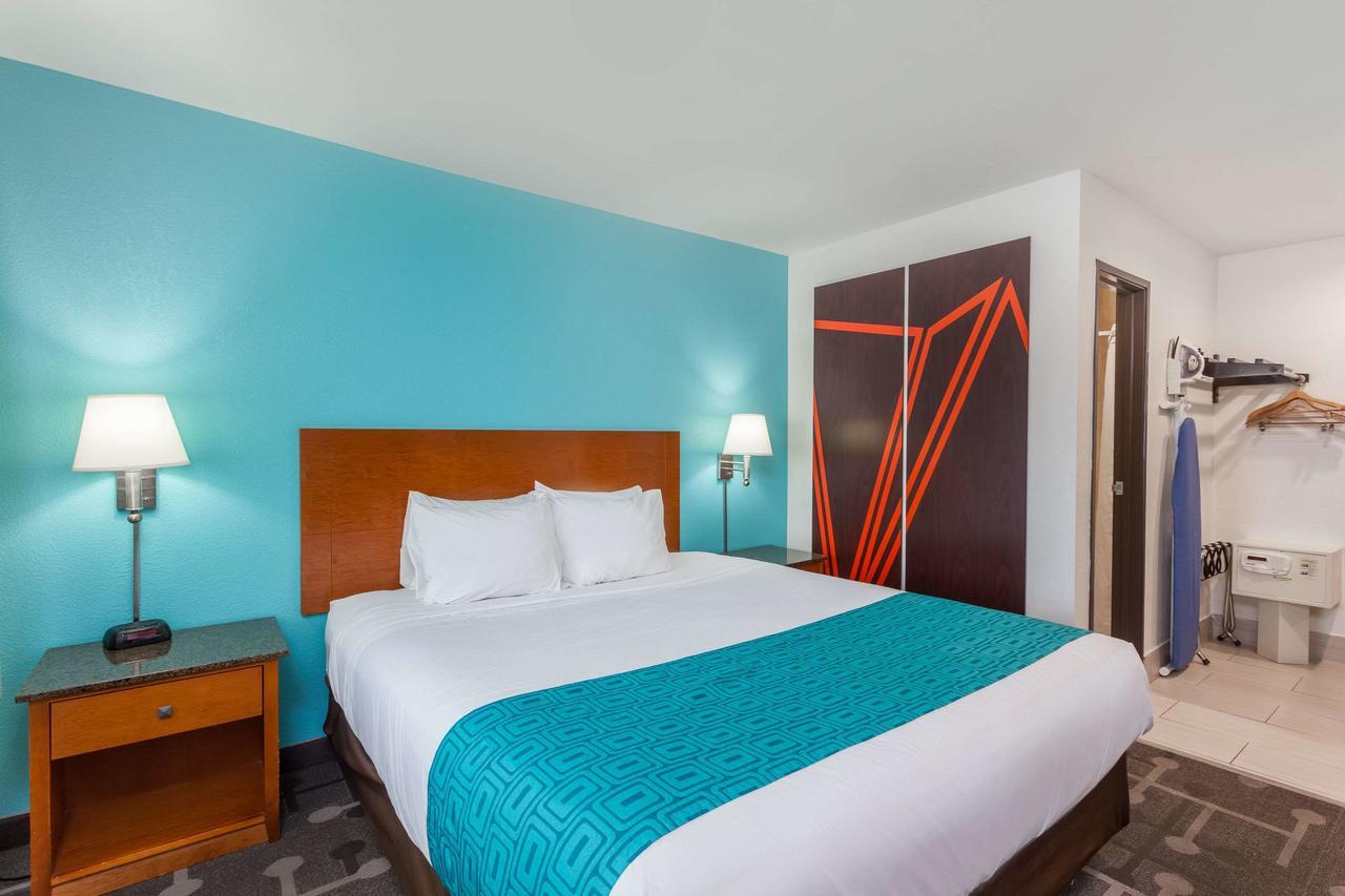 Howard Johnson By Wyndham National City/San Diego South Luaran gambar