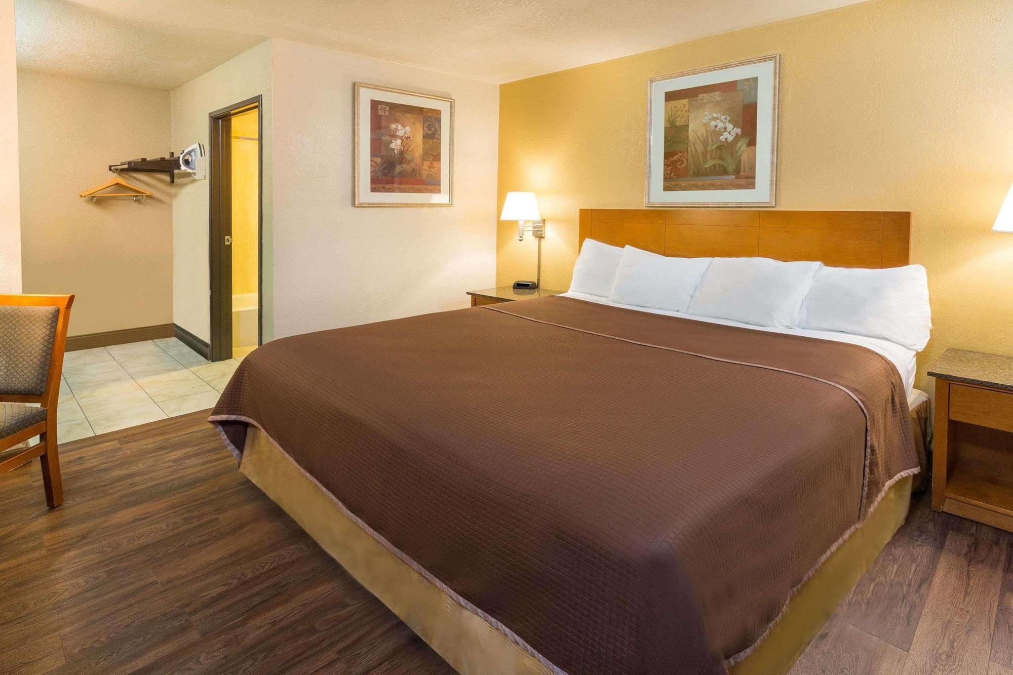Howard Johnson By Wyndham National City/San Diego South Luaran gambar