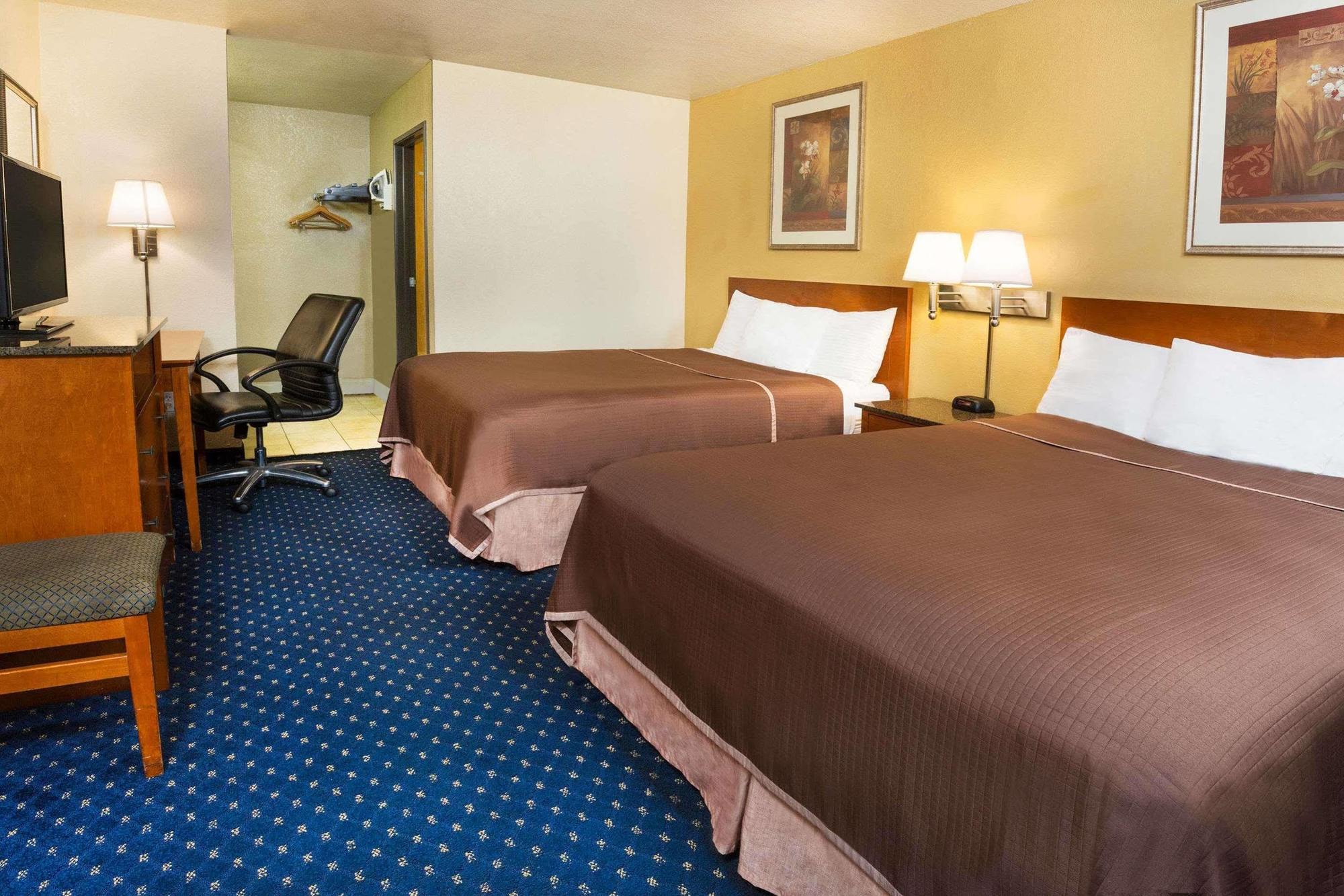 Howard Johnson By Wyndham National City/San Diego South Luaran gambar